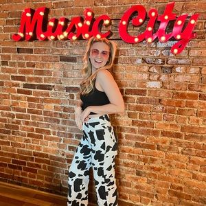 Meet your Posher, Elly